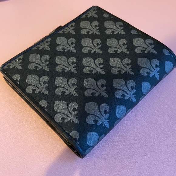 Foldable wallet from Patrick Cox - Picture 1 of 6